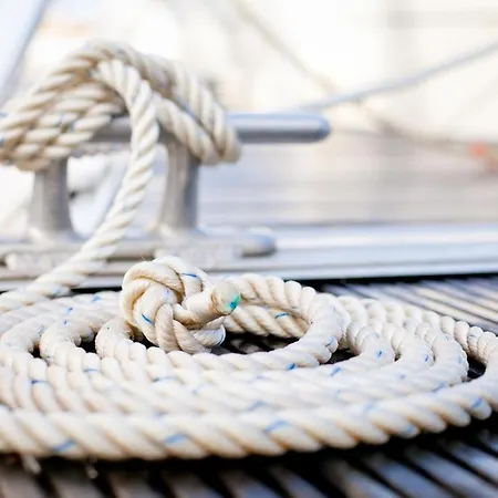 Deck 2 *